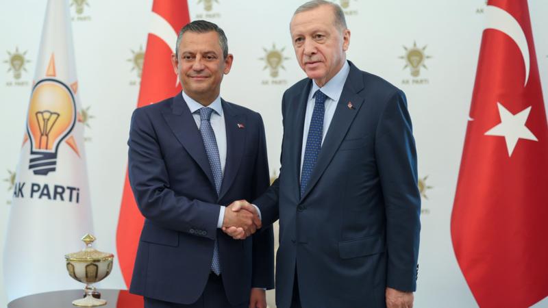 Özel Erdoğan'ı ziyaret etti